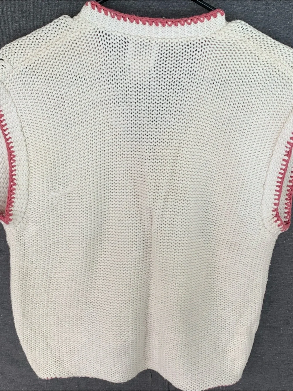 Vintage Leslie Fay Cream Knitted Floral Vest with Pink Trim Sweater Size Small - Picture 5 of 8